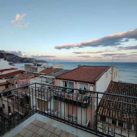 Sicily Travel Apartment'S 4 Giardini-Naxos Zewnętrze zdjęcie