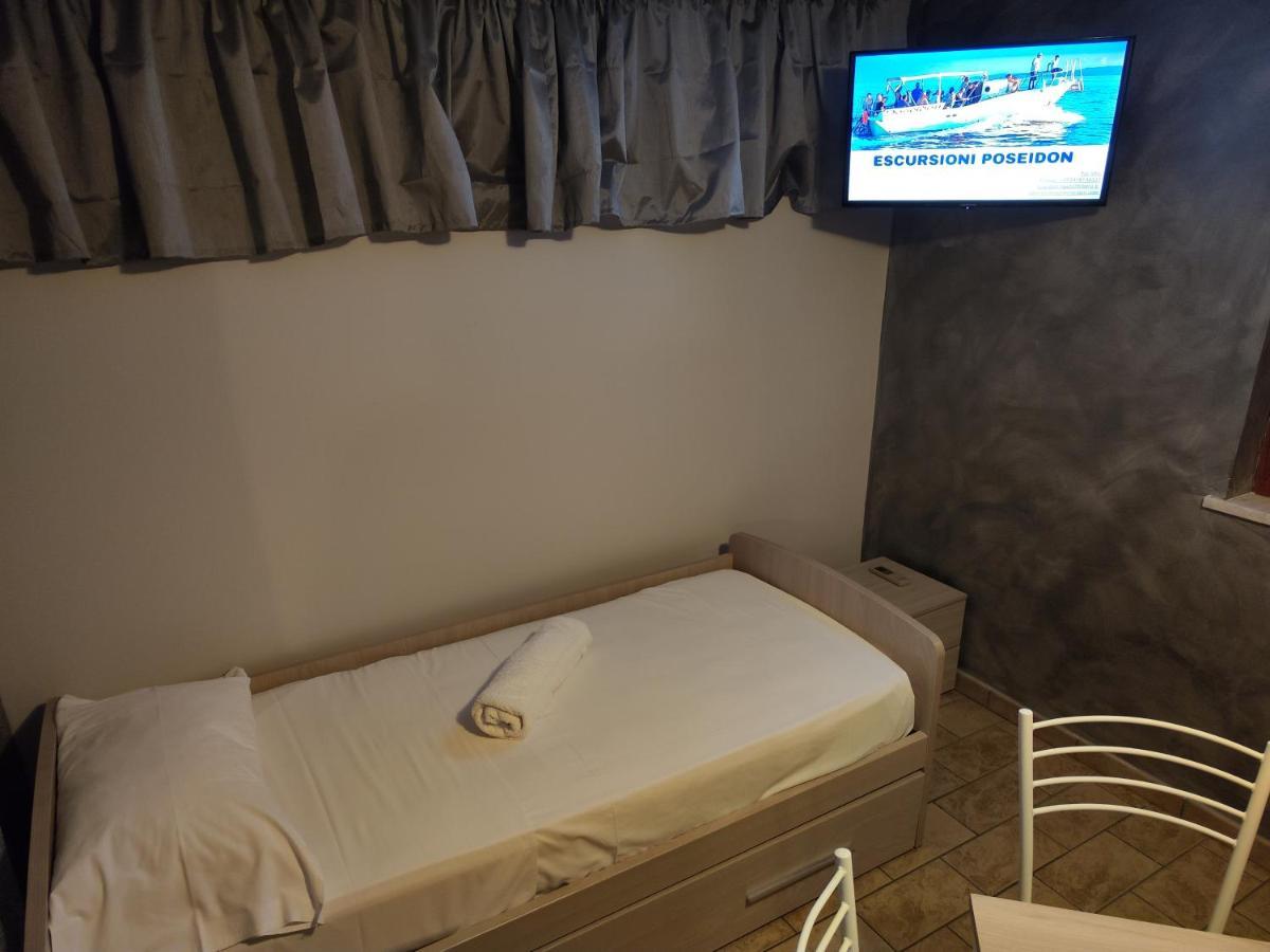Sicily Travel Apartment'S 4 Giardini-Naxos Zewnętrze zdjęcie